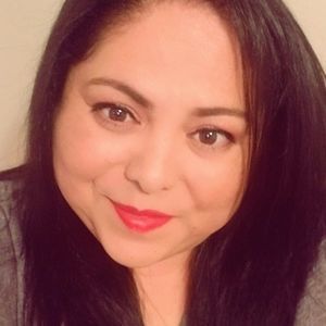 Meet your Posher, Roxie